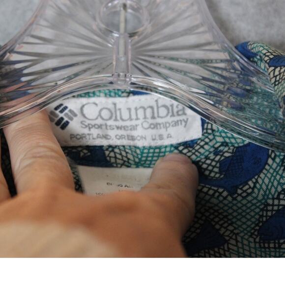 Columbia Mens  Large Fish Print Button Down Shirt Turquoise and Blue 100% Cotton - Picture 5 of 8